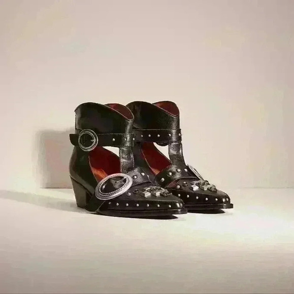 Coach Restored Cut Out Western Creeper Bootie size 5.5B color blk - Picture 1 of 16